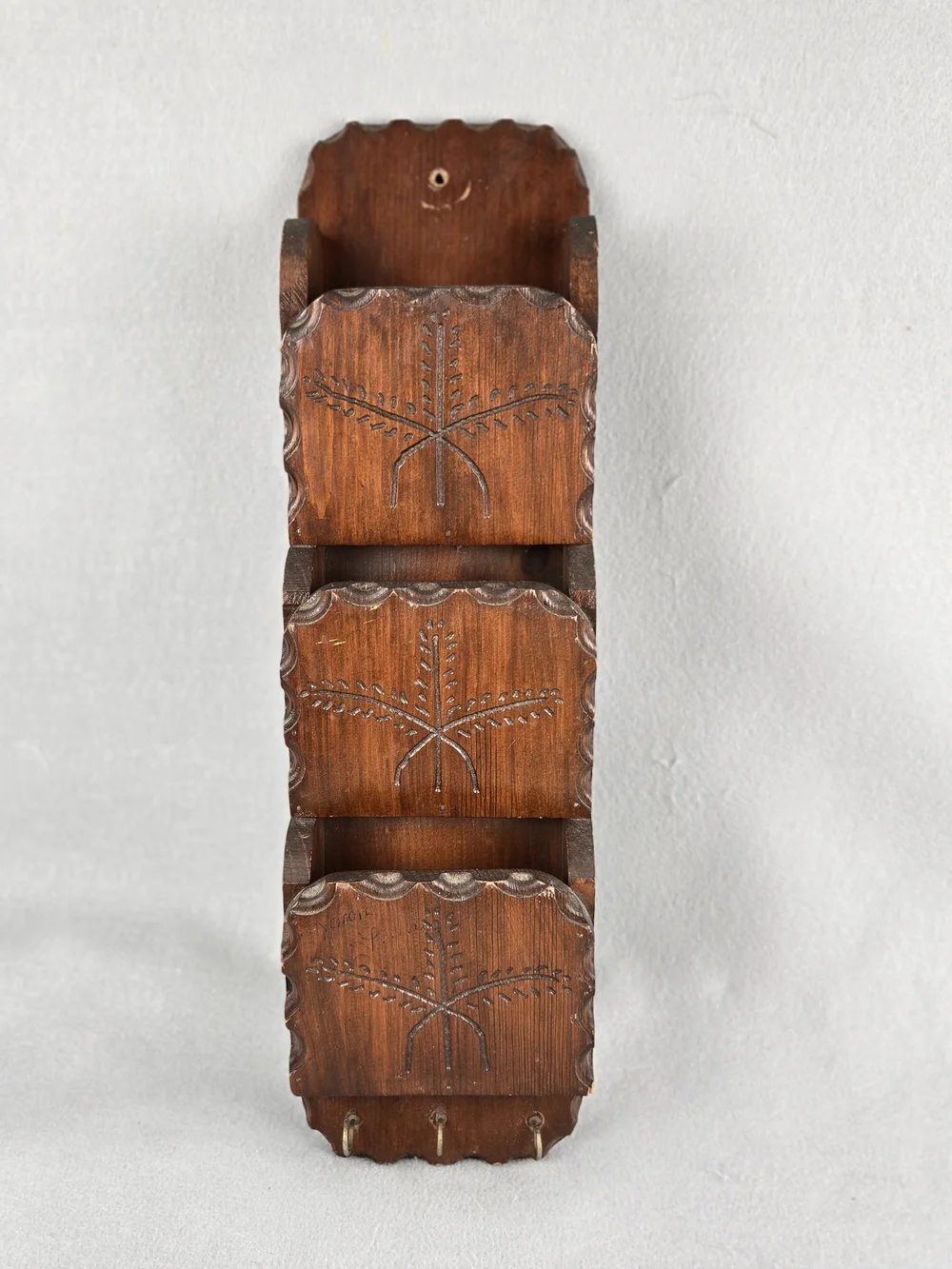Vintage Carved Wood Mail Sorter Key Rack Wall Pocket 3 Tier